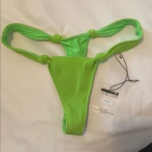 Minimale animale ribbed bottom